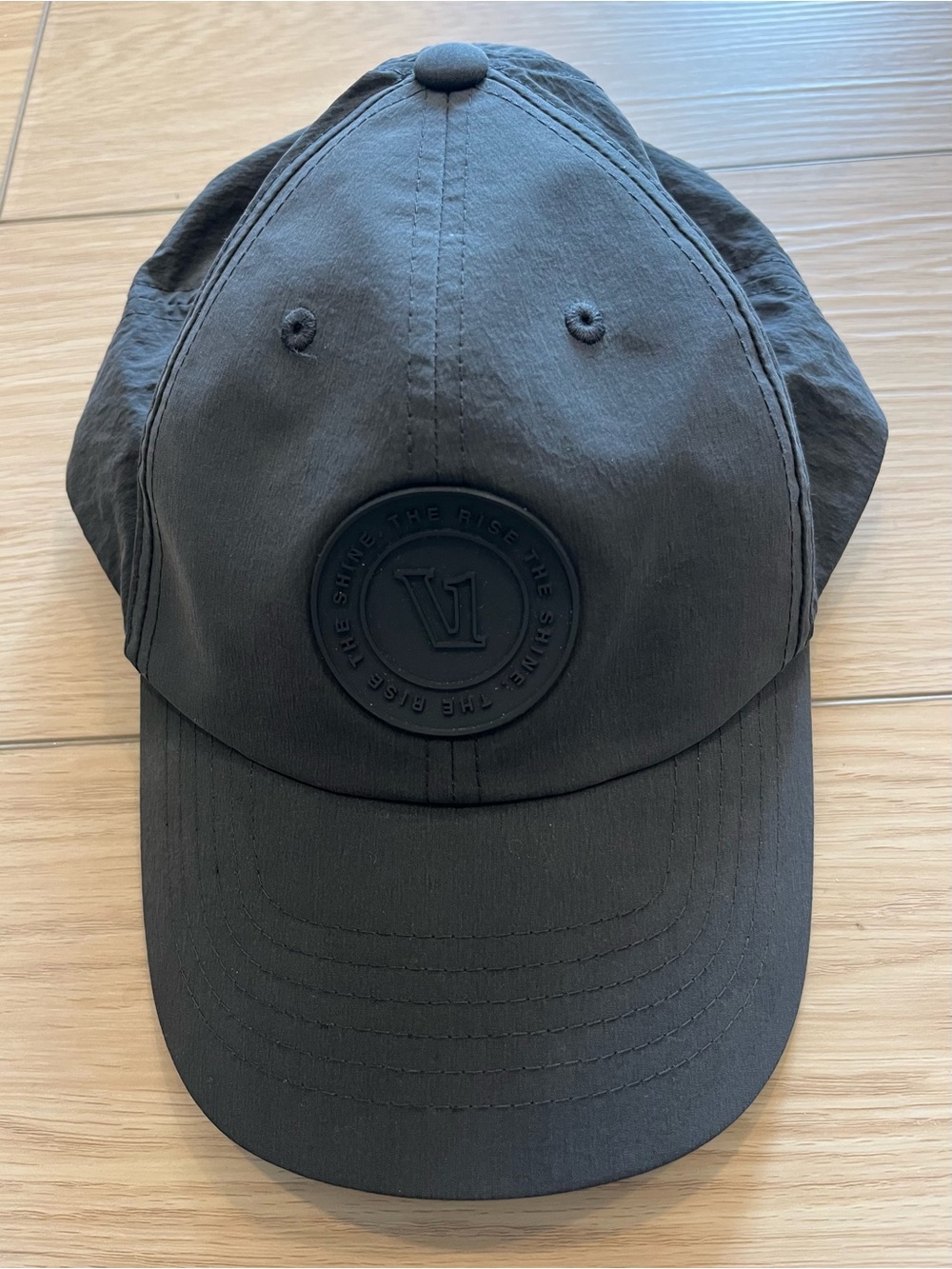 Vuori Adjustable Women’s Grey Hat
